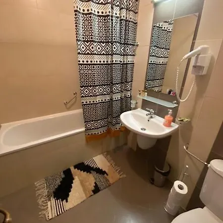 St John Hill Alexander Services Apartment *