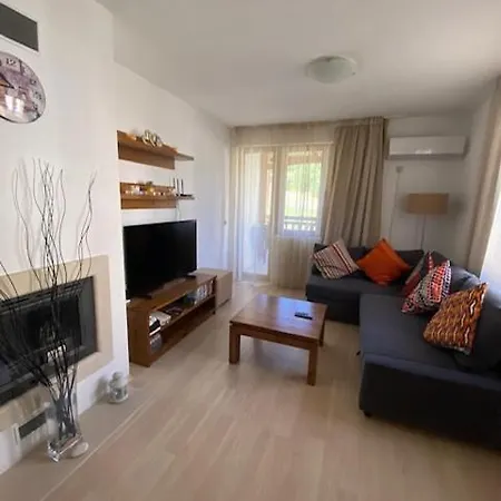 St John Hill Alexander Services Daire